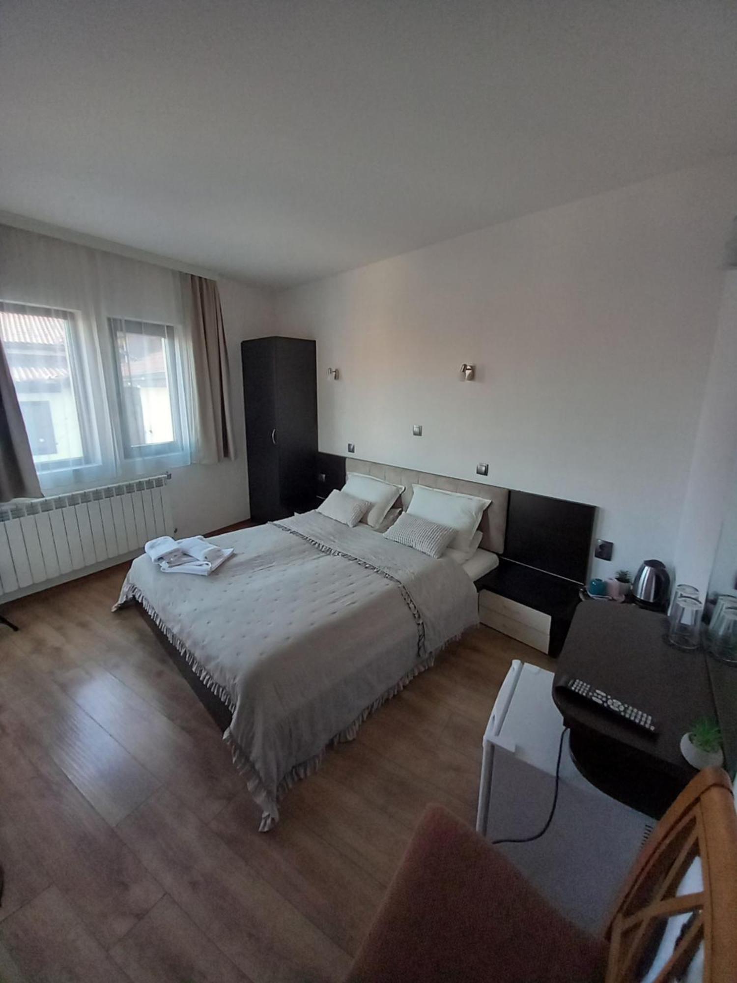 Guest House Skabrin 반스코 외부 사진