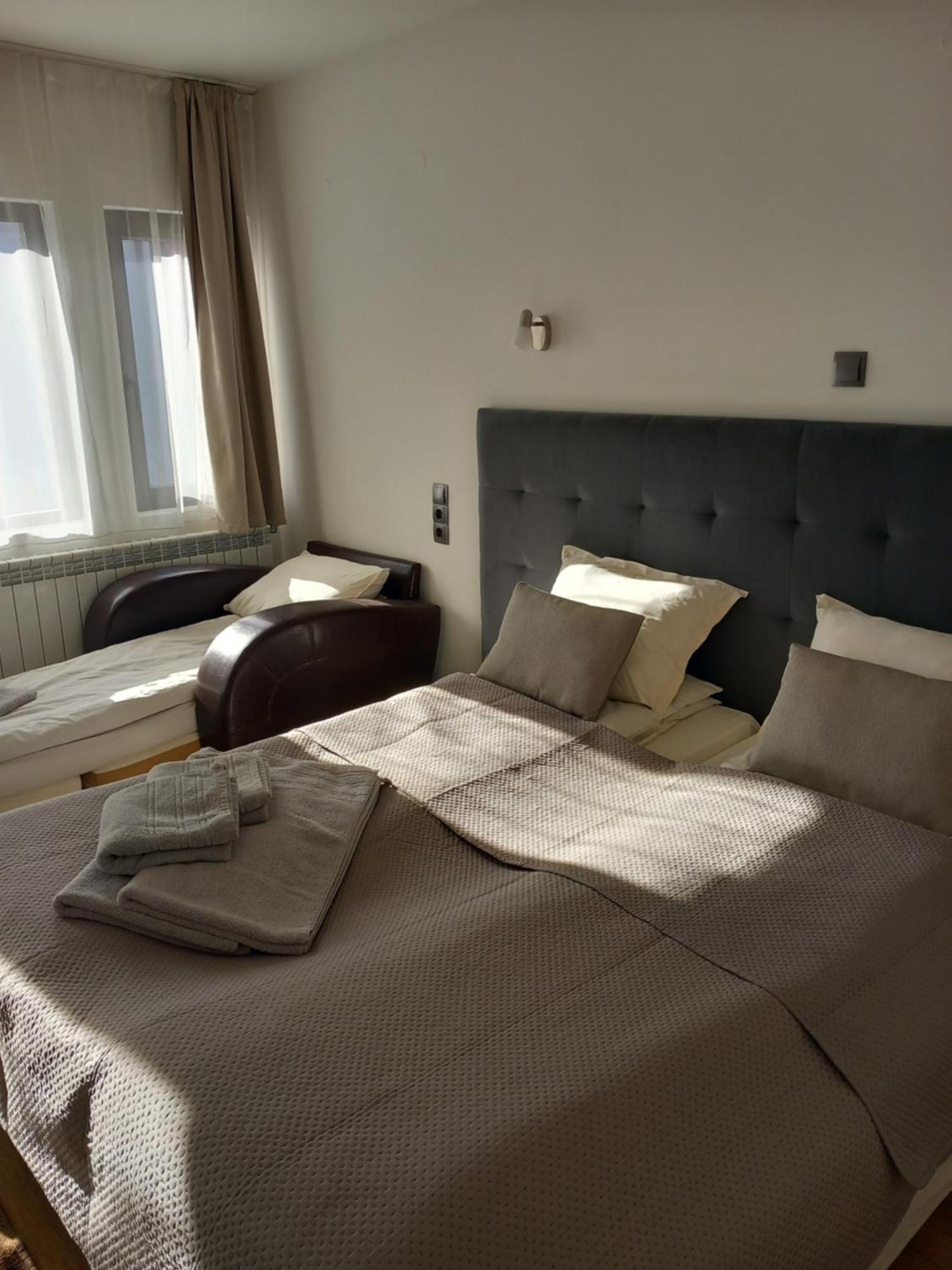 Guest House Skabrin 반스코 외부 사진